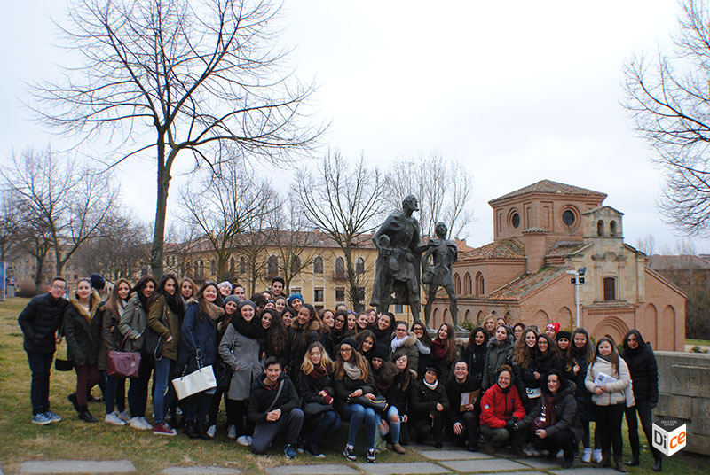 En la estatua del Lazarillo de Tormes