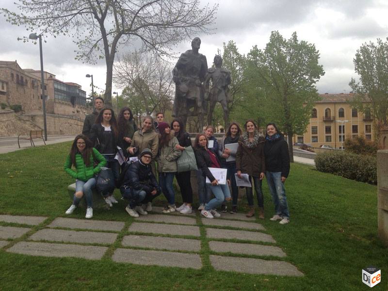 En la estatua del Lazarillo de Tormes